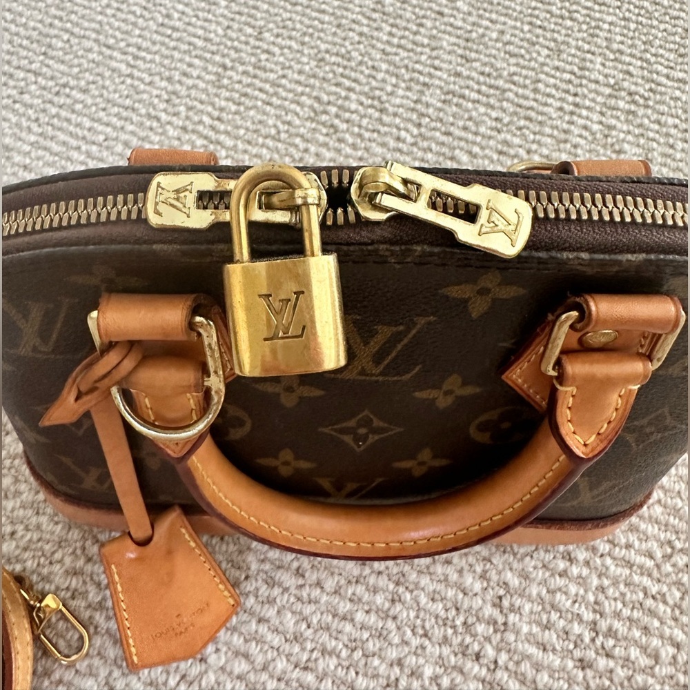 Louis Vuitton Alma BB